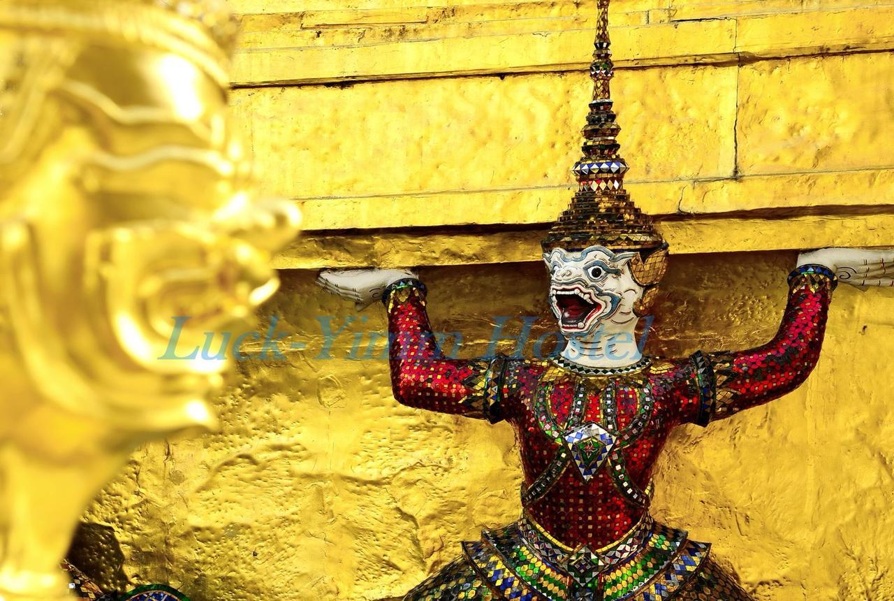Luck Yimm Hostel (Adults Only) Bangkok Buitenkant foto
