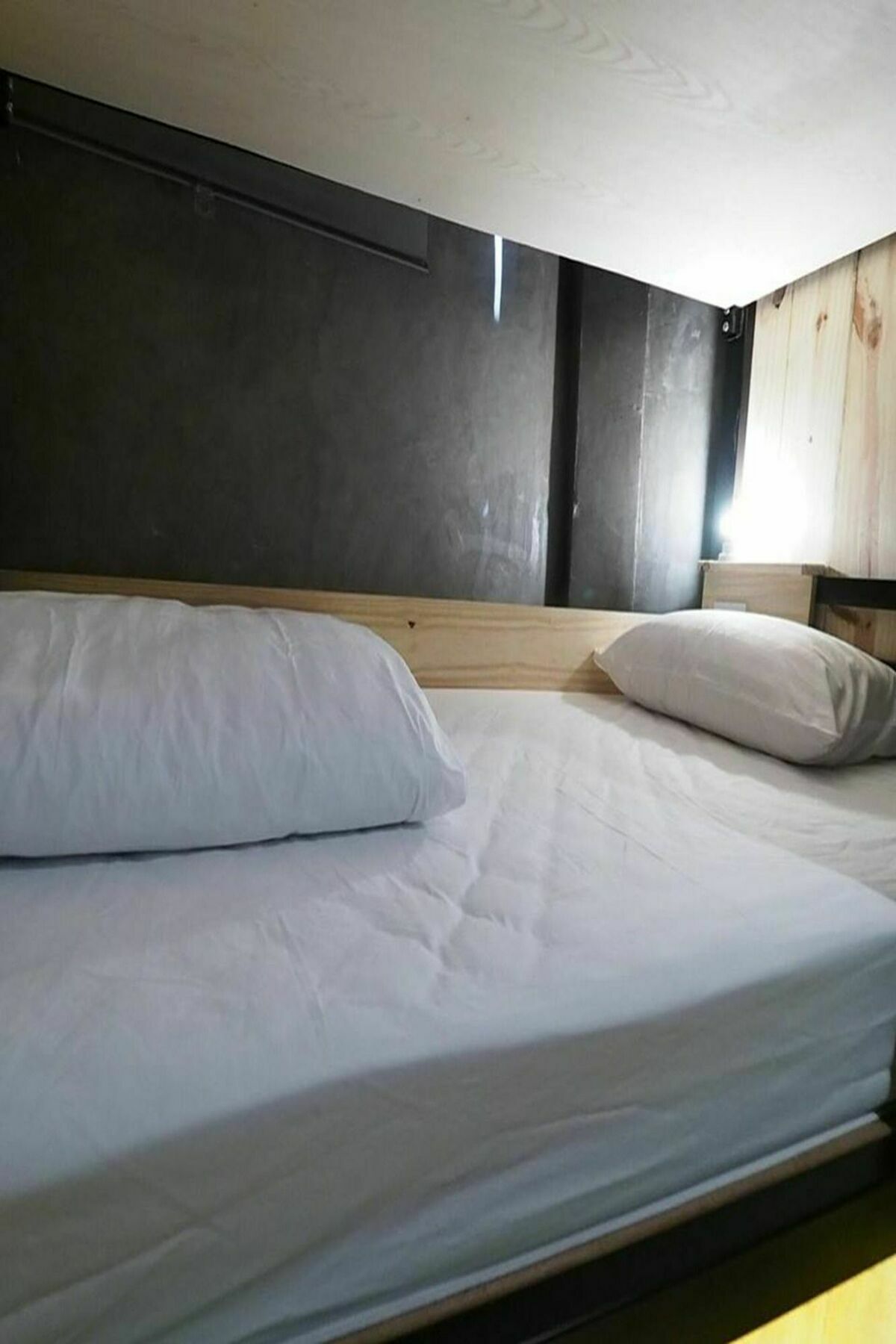 Luck Yimm Hostel (Adults Only) Bangkok Buitenkant foto